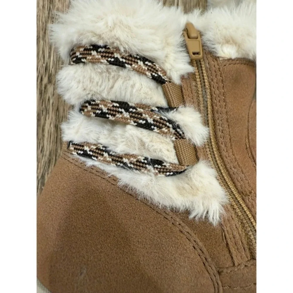 Clark's Brown Faux Suede Fur Trim‎ Ankle Boots Side Zip Size 5